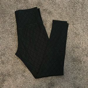 Black ankle length leggings